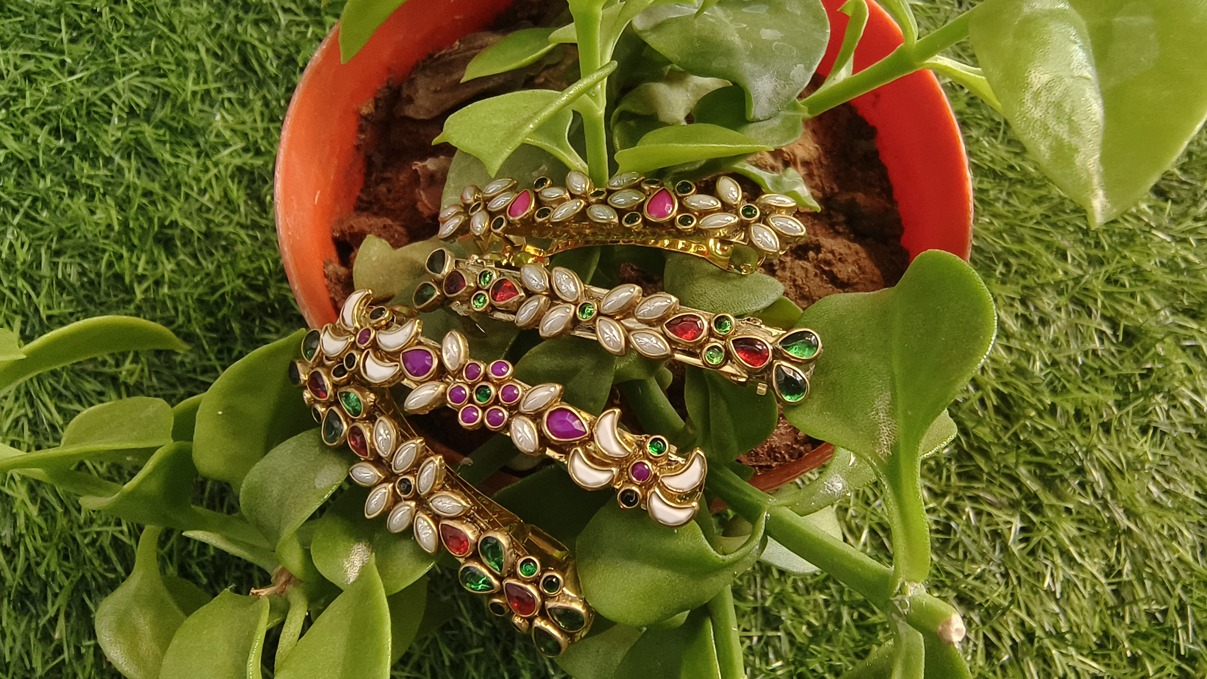 Customised Kundan Hair Clips 