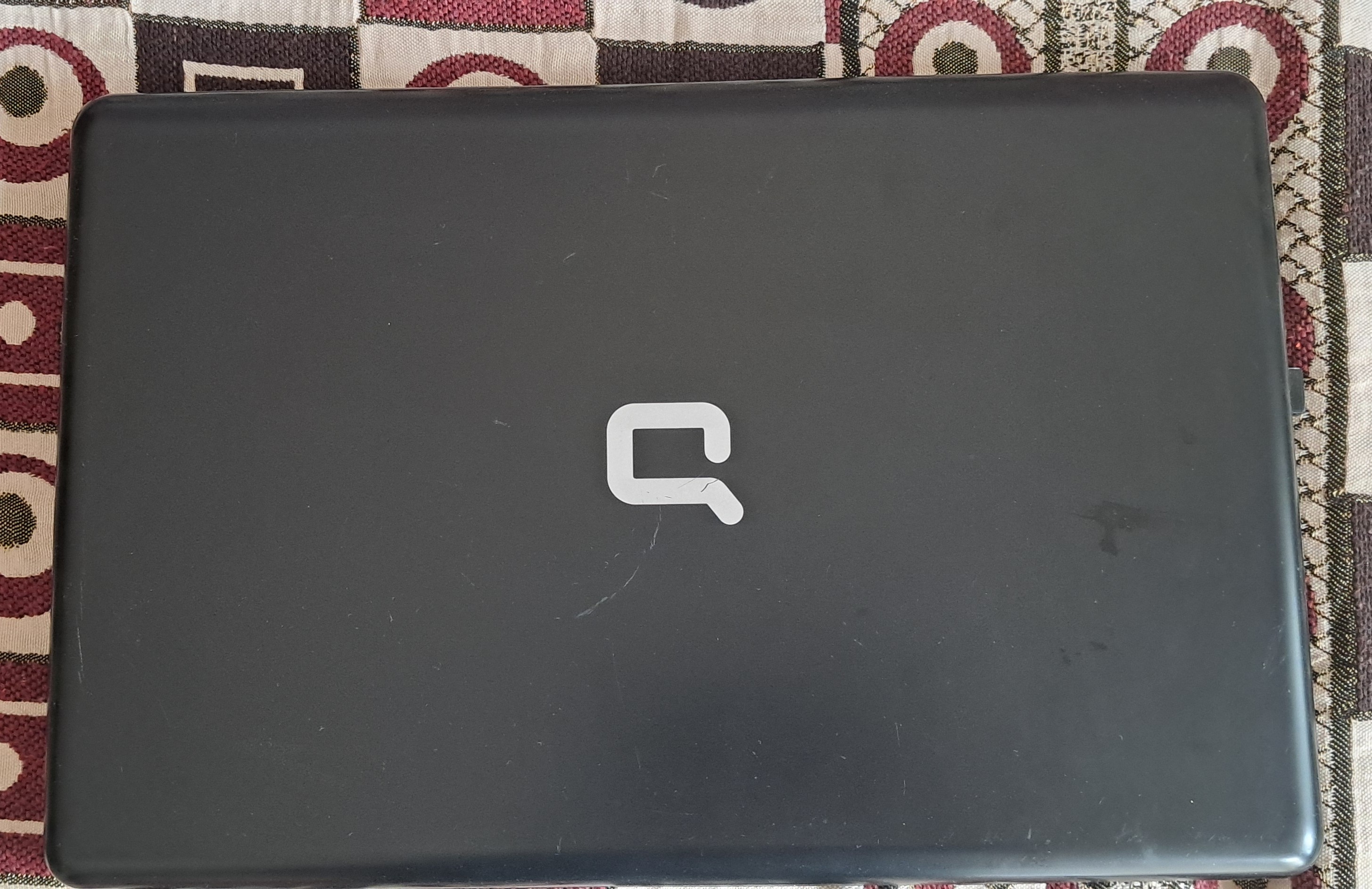 HP Compaq Laptop